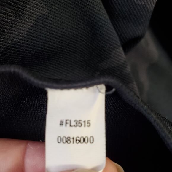 Spanx Women's Look at Me Now Seamless Cropped Leggings Size Large Black Camo - Picture 6 of 7